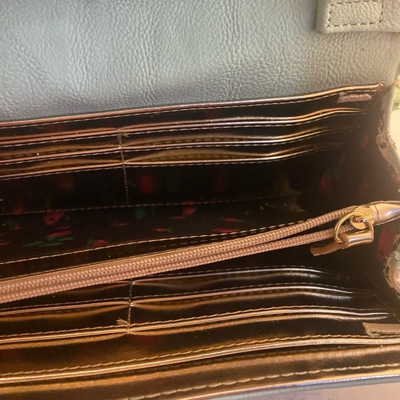 Betsy Johnson small shoulder bag - Picture 9 of 13